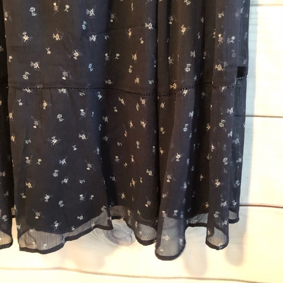 🍂🍁 Fall NWT Abercrombie & Fitch Chiffon Floral Popover Navy Dress Sz L - Picture 2 of 4